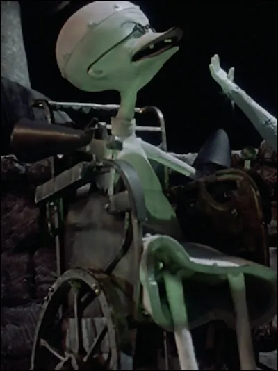 Quelle(s) créature(s), à part Sally, a-t-il créées ?