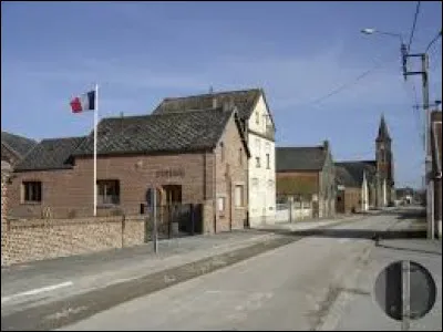 Commune des Hauts-de-France, dans l'arrondissement de Cambrai, Mazinghien se situe dans le d&eacute;partement ...