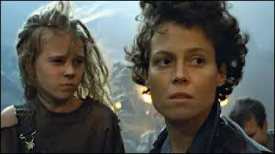 Ripley arrive-t-elle à sauver la petite fille ?