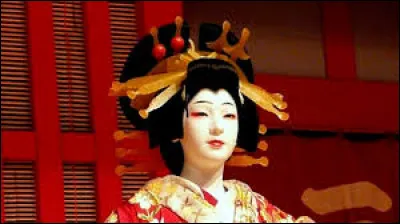 Quel est ce style traditionnel du théâtre japonais venant d'une conception religieuse et aristocratique de la vie ?