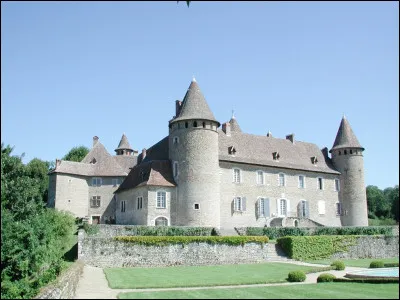 Le château de Virieu se situe dans le département de l'Isère (38).