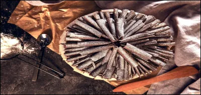 Couches de meringue au chocolat, de mousse au chocolat et de copeaux de chocolat, ce gâteau porte le nom d'une place parisienne.