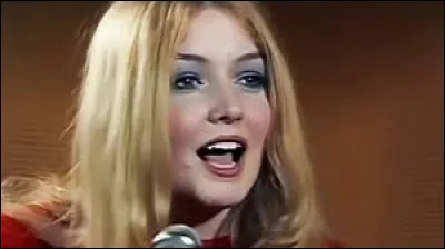 ''Those Were the Days'' de Mary Hopkin fut intitulé ''Le Temps des fleurs'' en français. Quel peuple a donné naissance à la musique de cette chanson ?