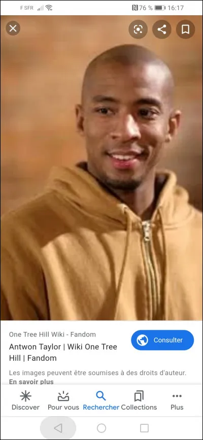 Dans quelle saison int&egrave;gre-t-il les Raven's ?