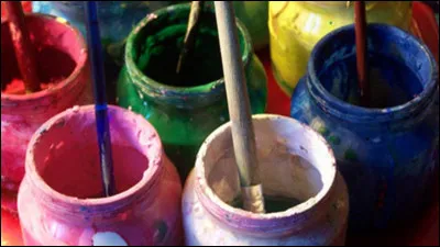 Comment s'appelle la technique consistant à "arranger" des photos et impressions pour créer une nouvelle image ?