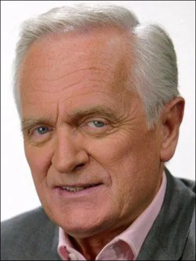 Qui est ce Philippe, journaliste, écrivain, réalisateur, homme de médias, auteur de chansons ?