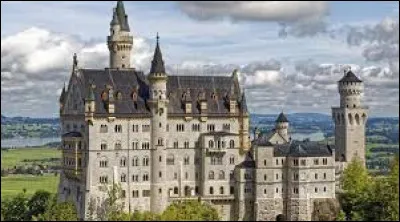 Quel est cet Etat, l'un des plus importants de l'ensemble germanique, royaume créé en 1805, qui ne rejoint que difficilement l'Empire allemand ?