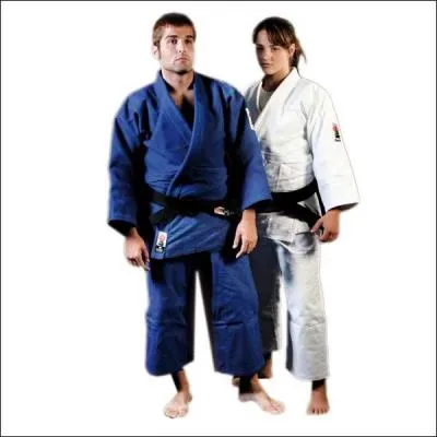 Comment s'appelle le costume du judoka ?