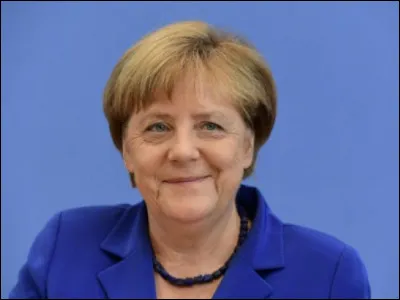 Angela Merkel est chancelière fédérale en 2019 : depuis quand ? A qui a-t-elle succédé au poste de chancelier ?