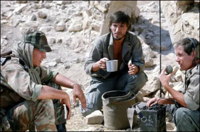 1972 : Son film le plus connu, mais largement occulté à la distribution, aura pour cadre la guerre d'Algérie. Retrouvez-en le titre !