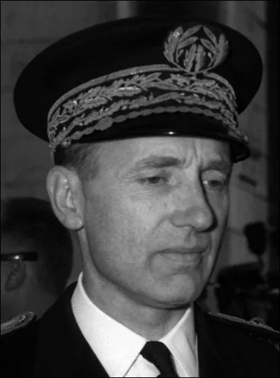 1973 : il entame une action [laquelle ?] pour la diffusion d'un documentaire "Octobre à Paris", sur les répressions policières d'octobre 1961. Qui était préfet de police à cette époque ?