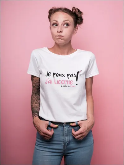 Que fait-elle sur sa chaîne YouTube ?