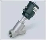 En mcanique, on dfinira un piston comme une pice rigide de section gnralement circulaire coulissant dans un ...