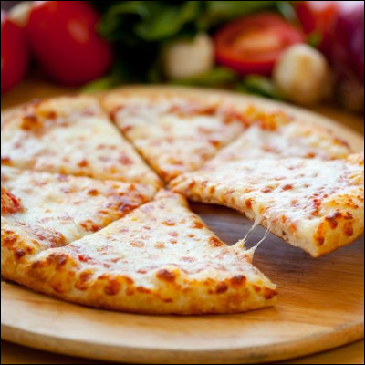 Quels sont les ingrédients principaux d'une pizza au fromage ?