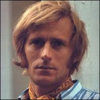 Qui est-ce qui répond dans la chanson ''Le Téléfon'' de Nino Ferrer ?