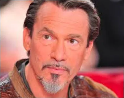 Comment s'appelle son 1er album ?