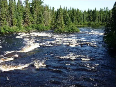 Aq - Quel fleuve est traversé par l'aqueduc du Gier ?