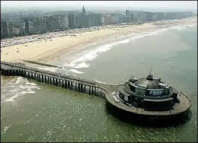 Blankenberge est une station balnéaire très courue par les familles belges mais comment peut-on traduire le nom de cette ville en français ?