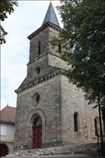 Commune de Nouvelle-Aquitaine, dans le Bassin de Brive, Queyssac-les-Vignes se situe dans le département ...