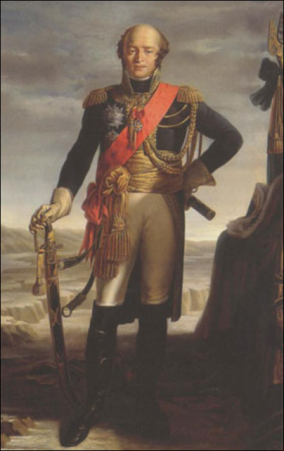 Général à 23 ans en 1793, il a participé aux campagnes d'Italie puis joué un rôle important à Austerlitz ; en 1806, il remporte la bataille d'Auerstaedt face à la principale armée prussienne. Il est le seul maréchal de l'Empire à être resté invaincu au cours de sa carrière militaire. C'est ...