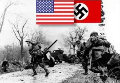 Quel camp lança la première offensive ?