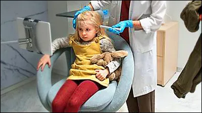 Marie, mère célibataire, a une fille unique dont elle surveille les faits et gestes grâce à un implant de surveillance. Mais comment se prénomme la fillette ? (Épisode 2, saison 4)