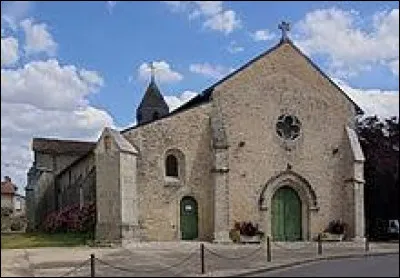 Vous avez sur cette image l'église Saint-Laurent de Romagne. Village Viennois, il se situe dans l'ancienne région ...