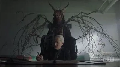 Comment s'appelle le jeu qui cartonne dans le lycée et a fait plusieurs morts ?