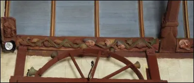 Quelle femme de lettres fut la protectrice de Jean de la Fontaine ?