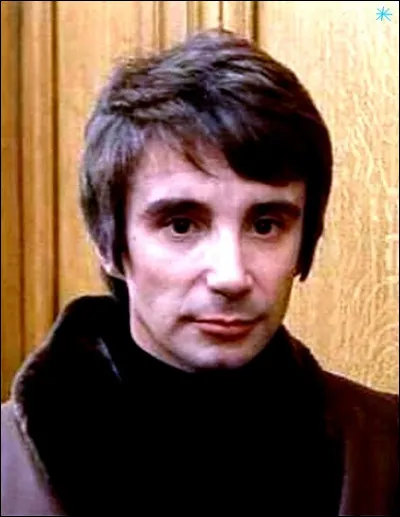 Les quatre livres sacrés des Hindous ont pour nom...