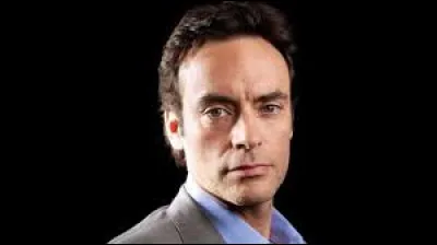 Comment s'appelle le père de cet homme ?