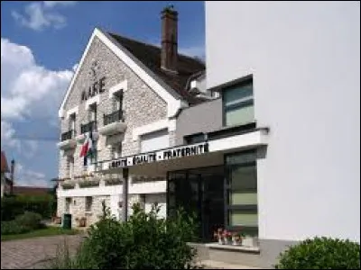 Petit tour en &Icirc;le-de-France, &agrave; Samoreau. Ville de la Communaut&eacute; d'agglom&eacute;ration du Pays de Fontainebleau, elle se situe dans le d&eacute;partement ...