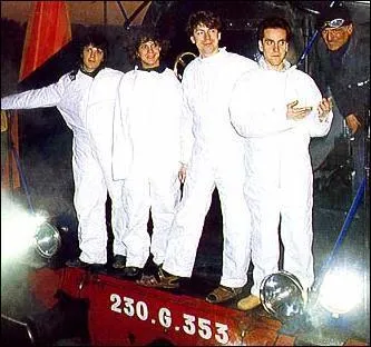 'Mais dis-moi l toi ce que tu vois tu crois, et ne crois pas ce que tu ne vois pas'