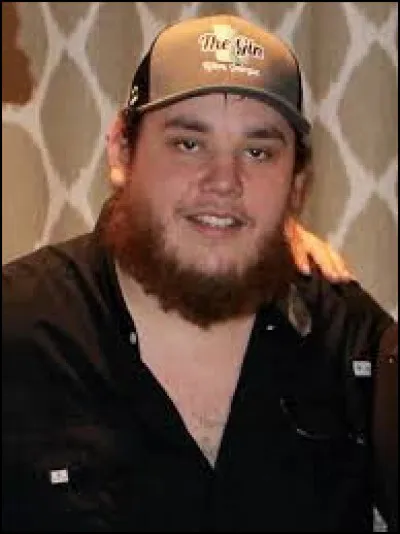 ''Beer Never Broke My Heart'' est un titre de Luke Combs qui, s'il est patriote, va choisir la bière américaine. La trouverez-vous ?