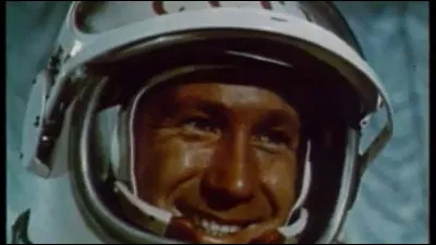 Alexeï Leonov, mort le 11 octobre 2019 à Moscou, à 85 ans, est le premier homme à avoir réalisé une sortie dans l'espace : quand était-ce ?