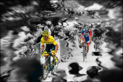 3e position - L'épopée jaune de Julian Alaphilippe. Le numéro un français a marqué le Tour de son empreinte. Il a en effet, de manière assez inattendue, porté la tunique jaune pendant la majorité de la course. Mais combien de jours exactement était-il vêtu de jaune ?