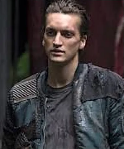 Qui a embrassé Murphy ?