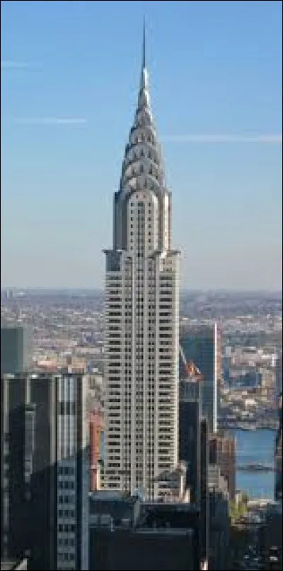 Laquelle de ces affirmations concernant le Chrysler Building est fausse ?