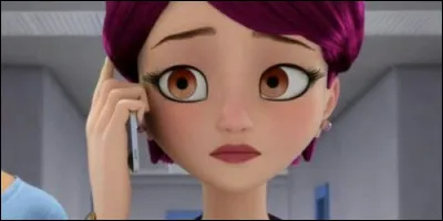 Quel métier exerce Nadia Chamack ?