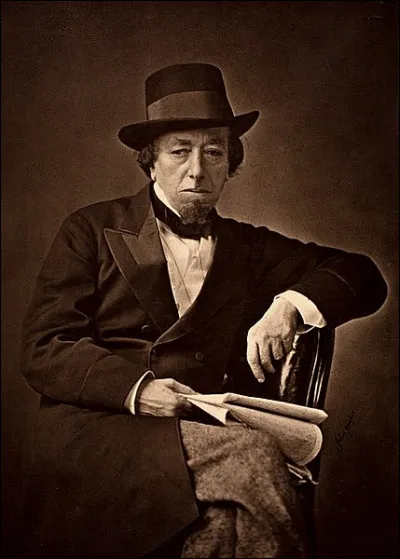 Benjamin Disraeli, Premier ministre en 1868 et de 1874 à 1880, a été un partisan de l'impérialisme britannique sous le règne de