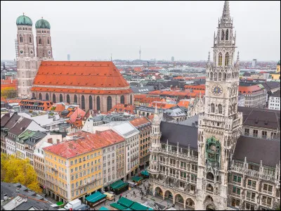 Dans et autour de quelle ville d'Allemagne, Derrick mène ses enquêtes ?