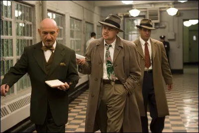 Un film de 2010 qui dure 2 heures 17 minutes.Quel est ce film qui est un thriller de Martin Scorsese avec Leonardo DiCaprio, Mark Ruffalo, Ben Kingsley, Michelle Williams, Patricia Clarkson... ?