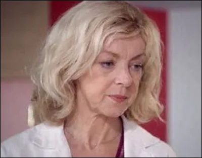 Comment s'appelle la grand-mère de Maxime et Judith ?