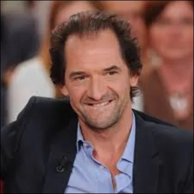 Quel humoriste belge a déstabilisé Nabilla lors d'une de ses chroniques ?