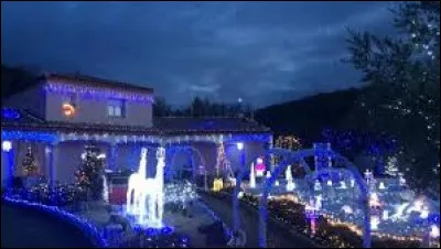 Un habitant de Gensac-sur-Garonne vous propose ses illuminations. Commune midi-pyrénéenne, dans l'aire urbaine Toulousaine, elle se situe dans le département ...
