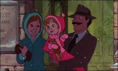 Qu'arrive-t-il à la petite orpheline à la fin de l'histoire ?