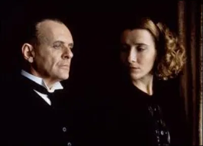 Qui interprète le majordome James Stevens dans le film "Les Vestiges du jour" (1993) ?