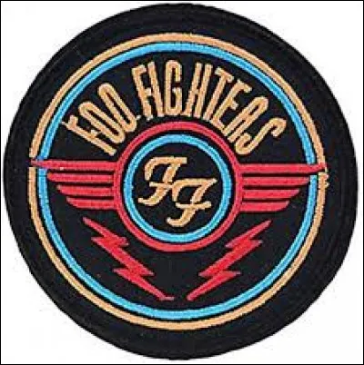 Quel est le chanteur de ce groupe ?