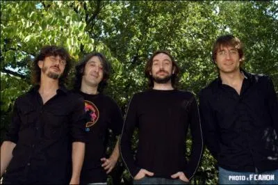 Qui est ce groupe ?       (rock)