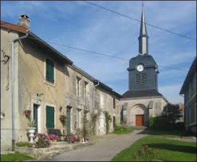 Notre dernière balade dominicale de l'année commence dans le Grand-Est, à Aincreville. Petit village de 71 habitants, dans l'arrondissement de Verdun, il se situe dans le département ...